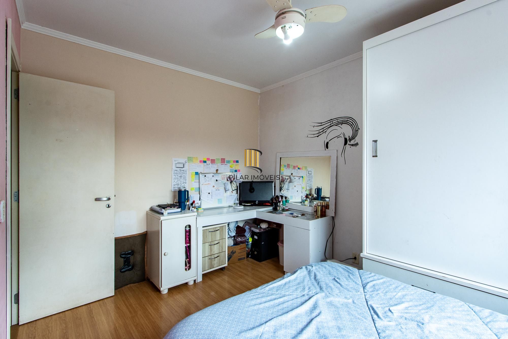 Apartamento 3 quartos, 139,64m² privativos, 2 vagas - Bairro Menino Deus