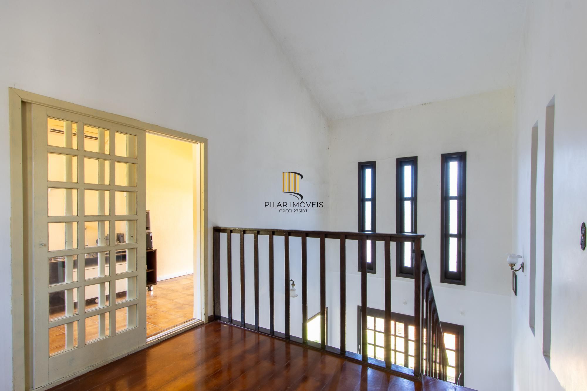 Casa Residencial à Venda no Bairro Guarujá, Porto Alegre, RS