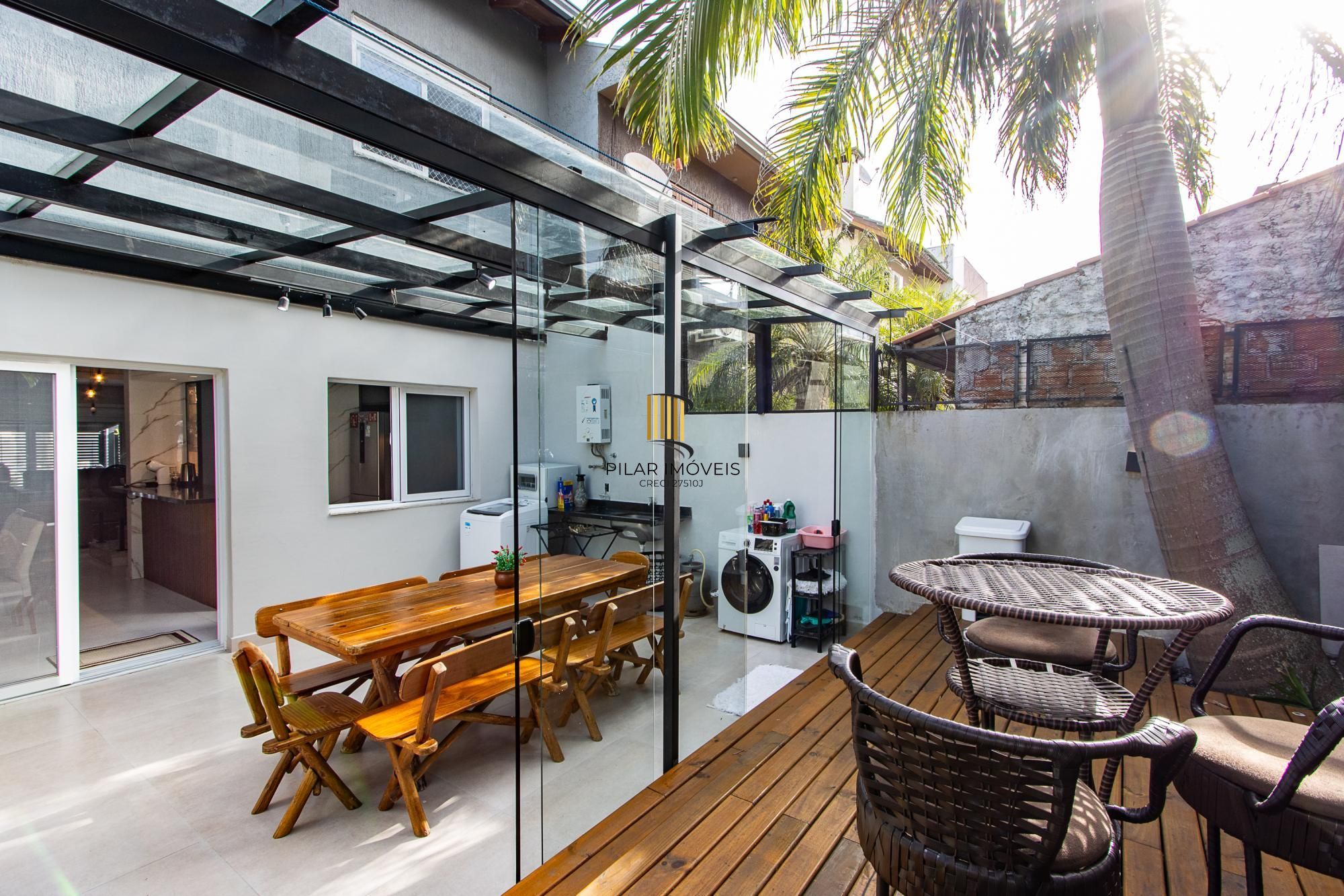 Casa Condominio 2 Dormitório(s) Bairro Hípica