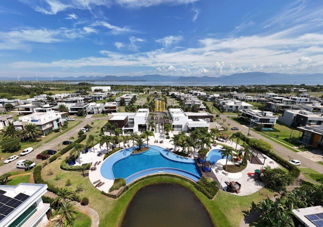 Casa de Condomínio 5 dormitórios no bairro Capão Ilhas Resort