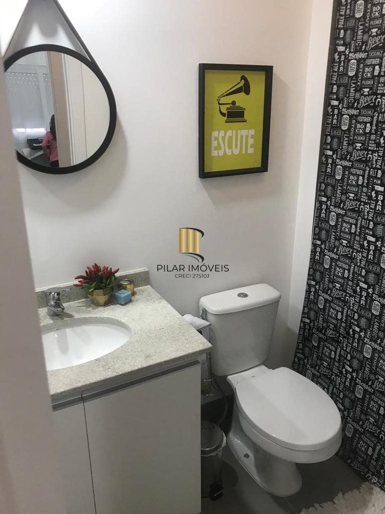 Apartamento 2 dormitórios no bairro Glória