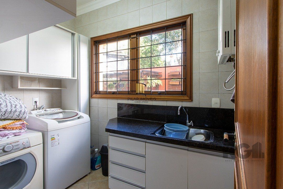 Casa de Condomínio 3 dormitórios no bairro Tristeza