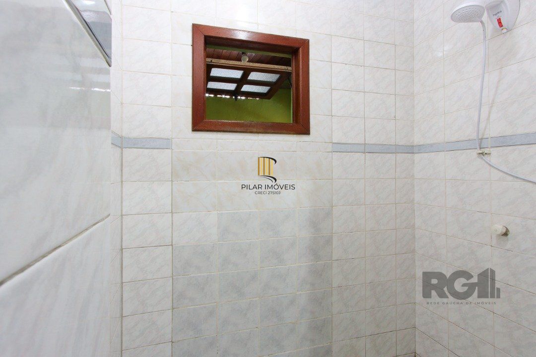 Casa 04 dormitórios, 02 suítes, living 02 ambientes