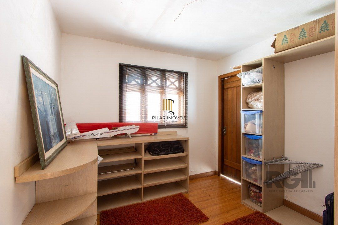 Casa para Venda com 4 dormitórios, sendo 2 suites e 4 vagas no bairro Jardim Isabel