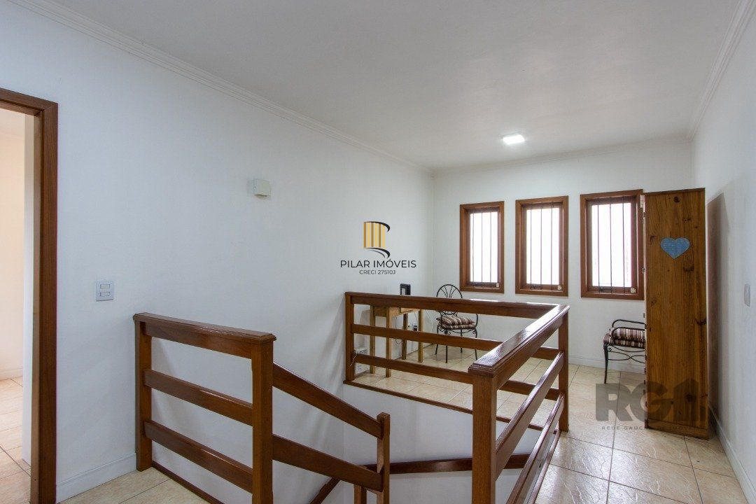 Casa 6 dormitórios no bairro Tristeza