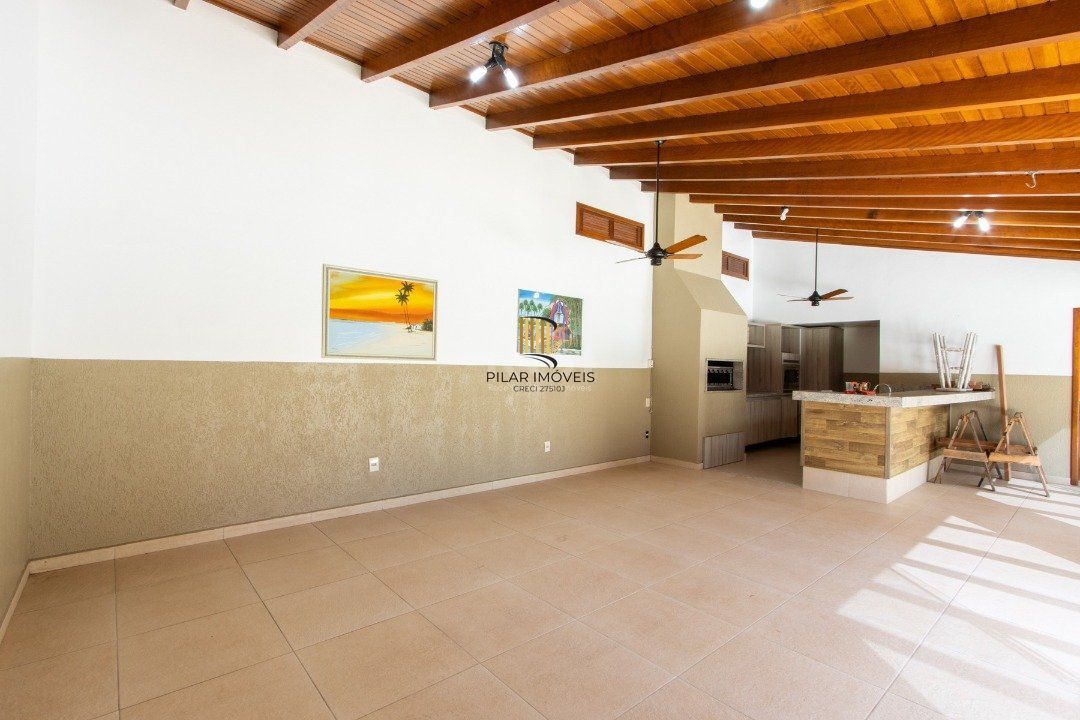 Casa 3 dormitórios no bairro Ipanema