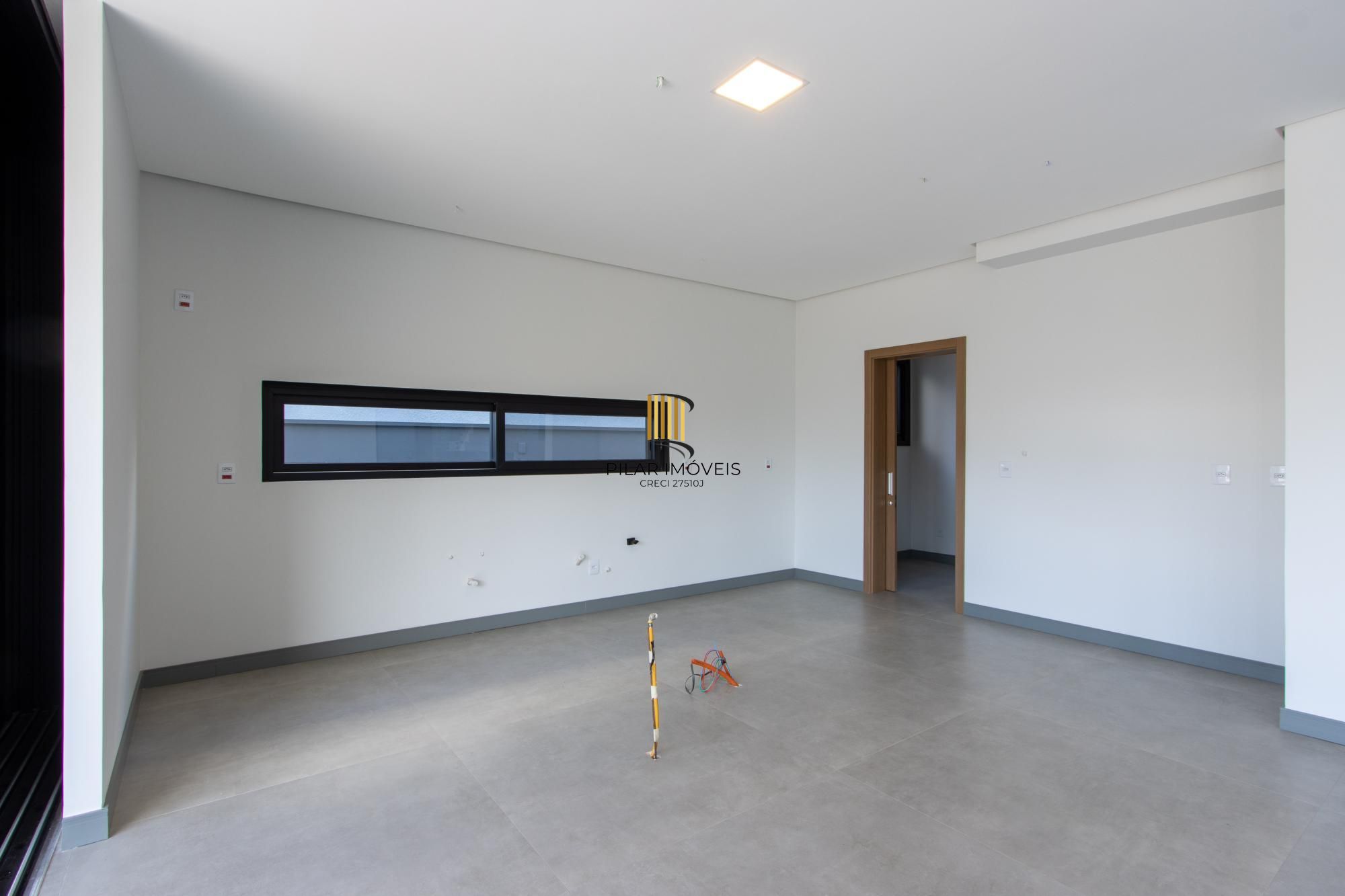 Casa de Condomínio 4 dormitórios no bairro Vila Nova