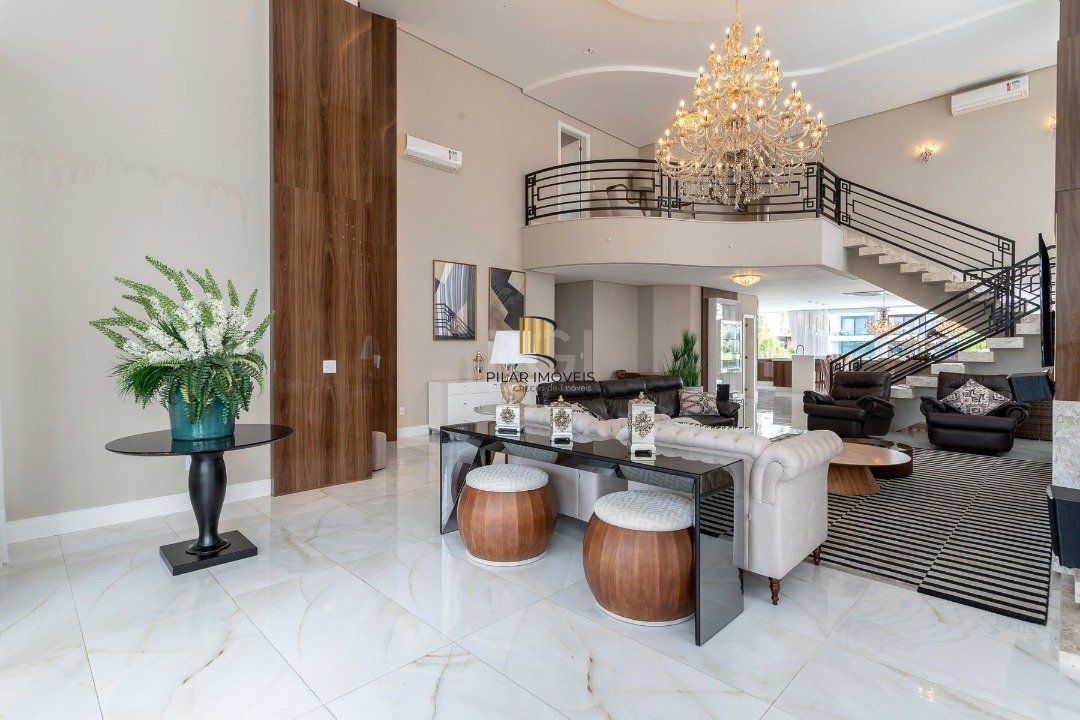 Casa Condominio para Venda - 519m², 4 dormitórios, sendo 4 suites, 2 vagas - Sans Souci