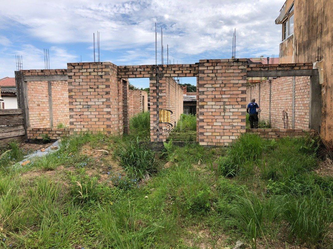 Terreno de 11x35 com projeto aprovado para duas casas de 167m2 com 3 dormitórios, amplo patio na frente e nos fundos. - Pilar Imóveis