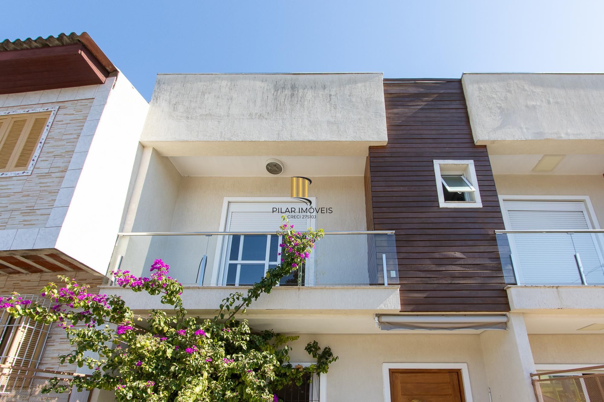 Casa 3 dormitórios