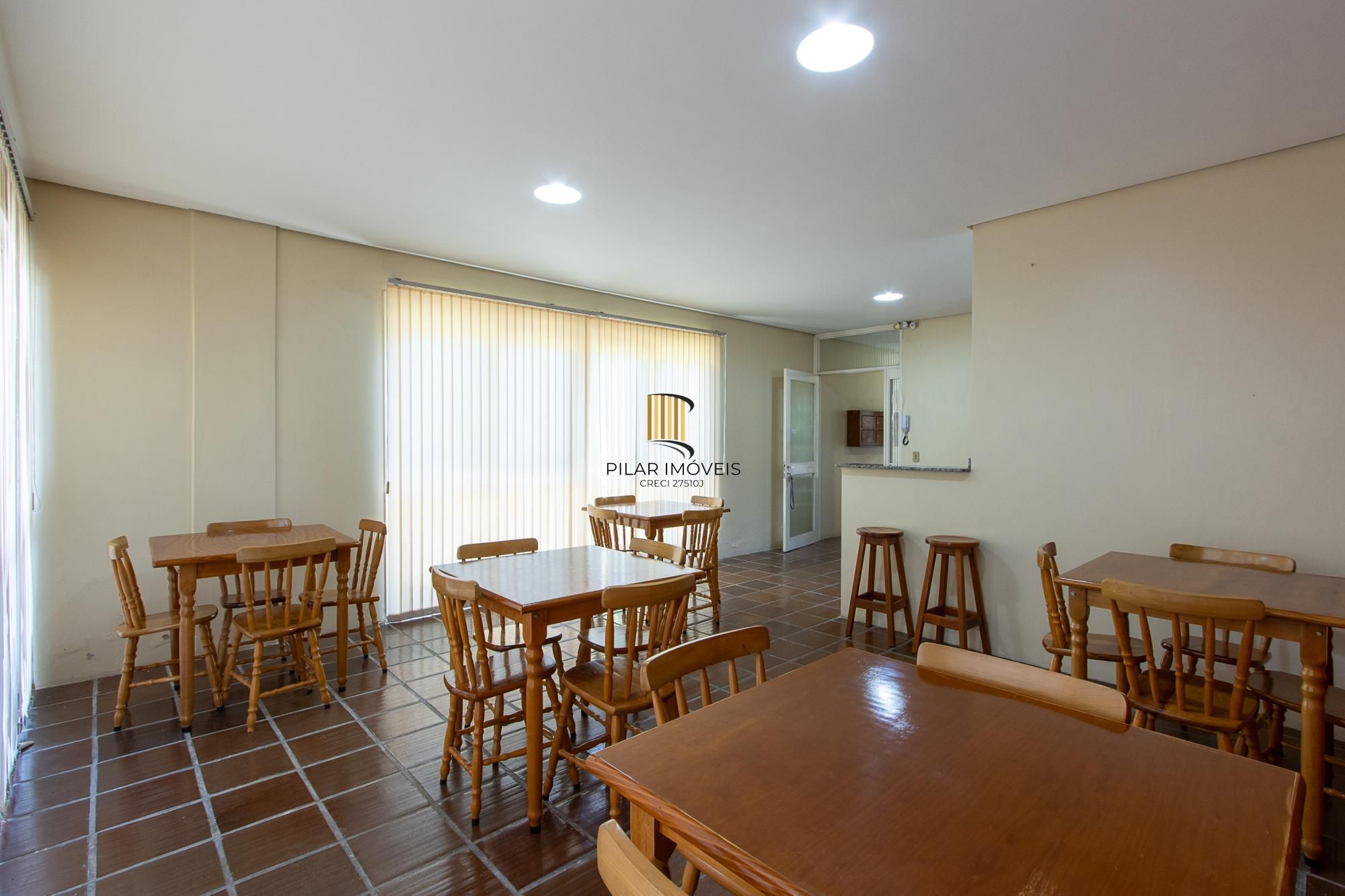 Cobertura 2 dormitórios no bairro Cristal