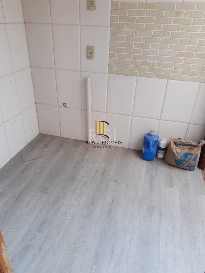 Casa Condominio para Venda - 82.14m², 3 dormitórios, sendo 1 suites, 1 vaga - Camaquã