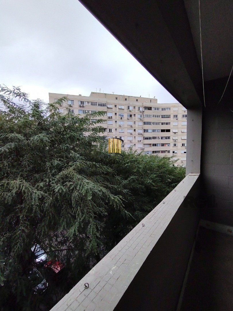 Apartamento, 2 quartos, 1 vaga escriturada, elevador - Bairro Bom Fim