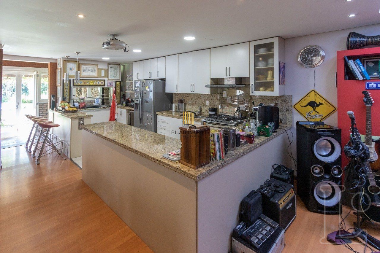 Casa Condominio para Venda - 240.87m², 3 dormitórios, sendo 3 suites, 4 vagas - Terra Ville