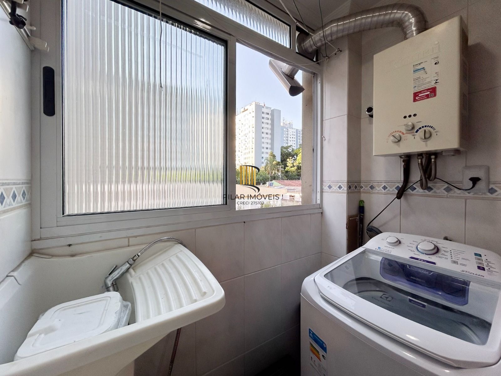 Apartamento 1 dormitório com vaga de garagem no Cristal