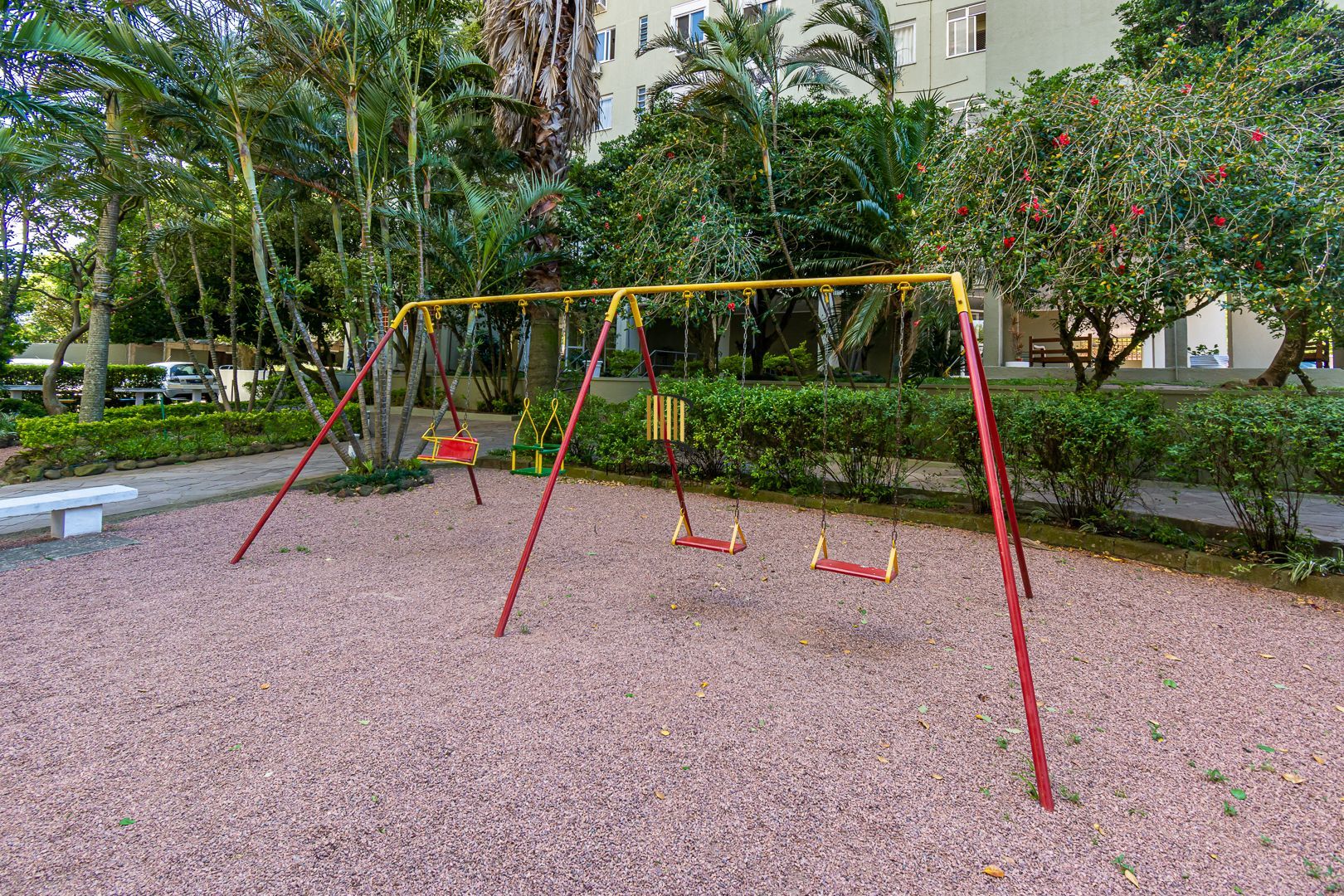 **Apartamento Semimobiliado de 1 Quarto em Vila Conceição, Porto Alegre, RS**