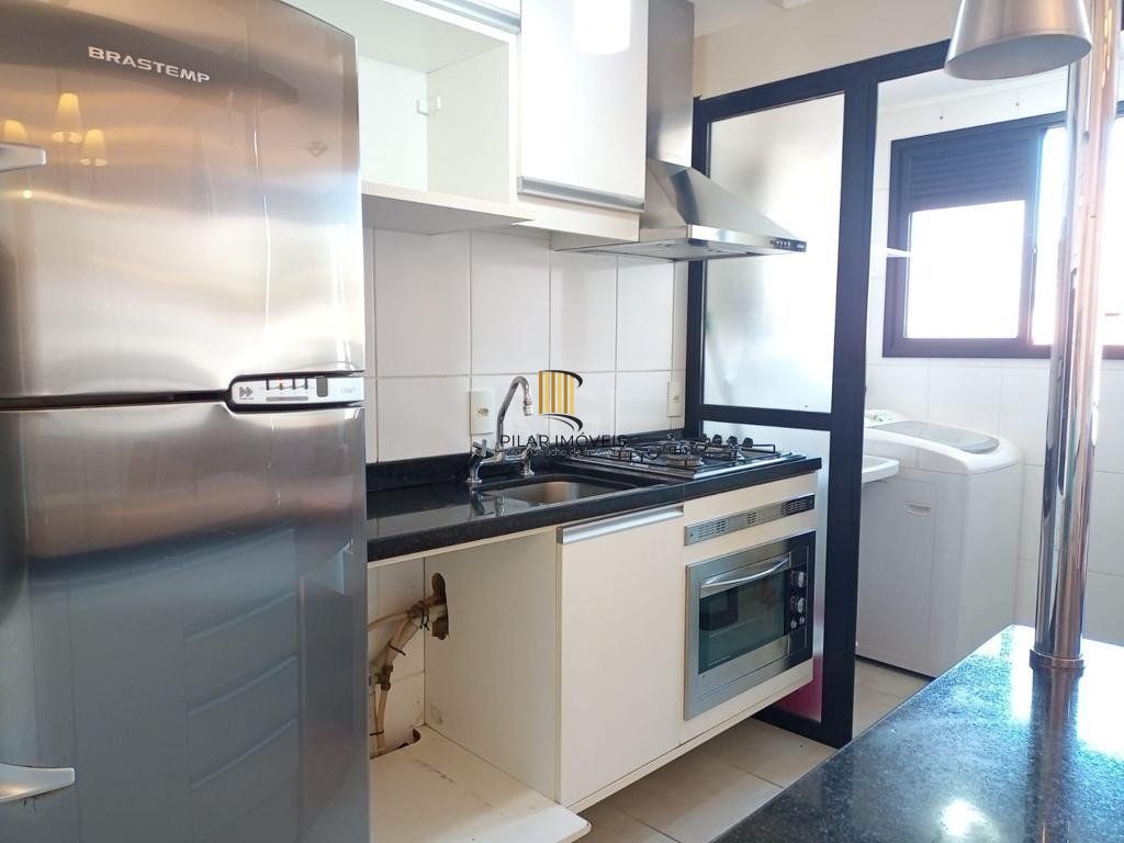 Apartamento à venda bairro Tristeza, 2 quartos, 1 suite, lavabo, churrasqueira, infra, 2 vagas individuais