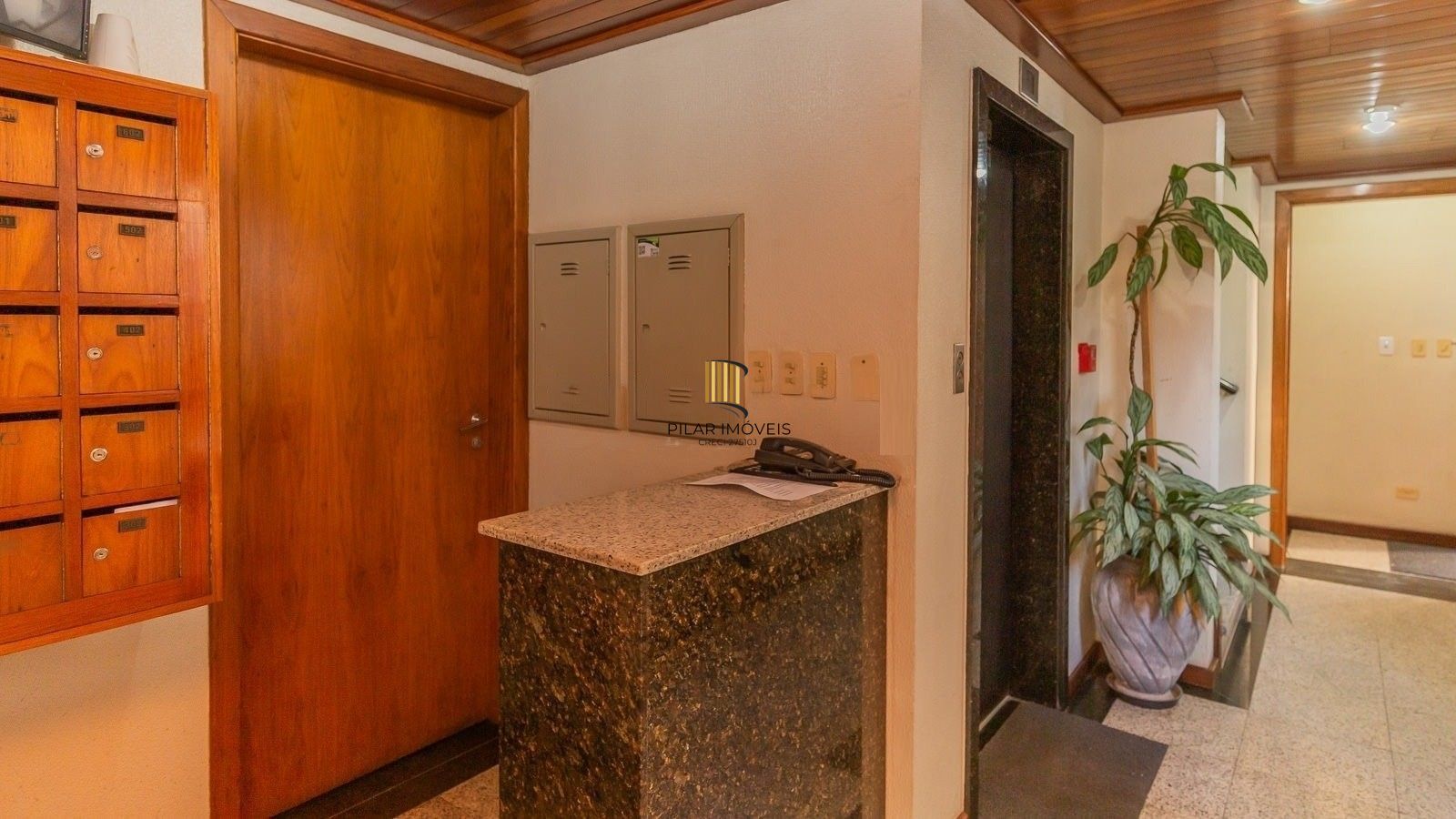 Apartamento Garden com 169m² e 2 dormitórios, 1 suíte, 2 vagas no bairro Petrópolis