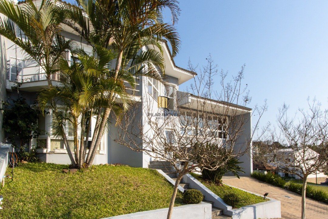 Casa de Condomínio 3 dormitórios no bairro Vila Nova