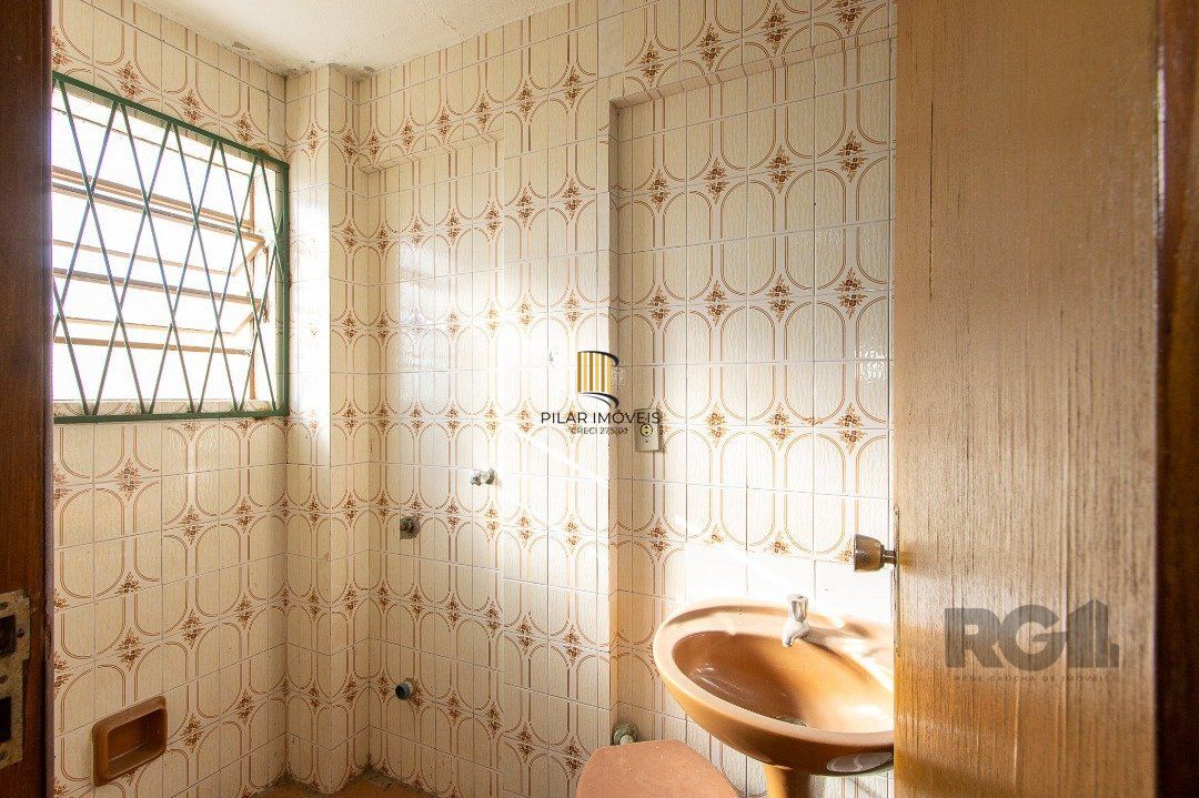 Prédio com 1063m², distribuídos em quatro pavimentos
