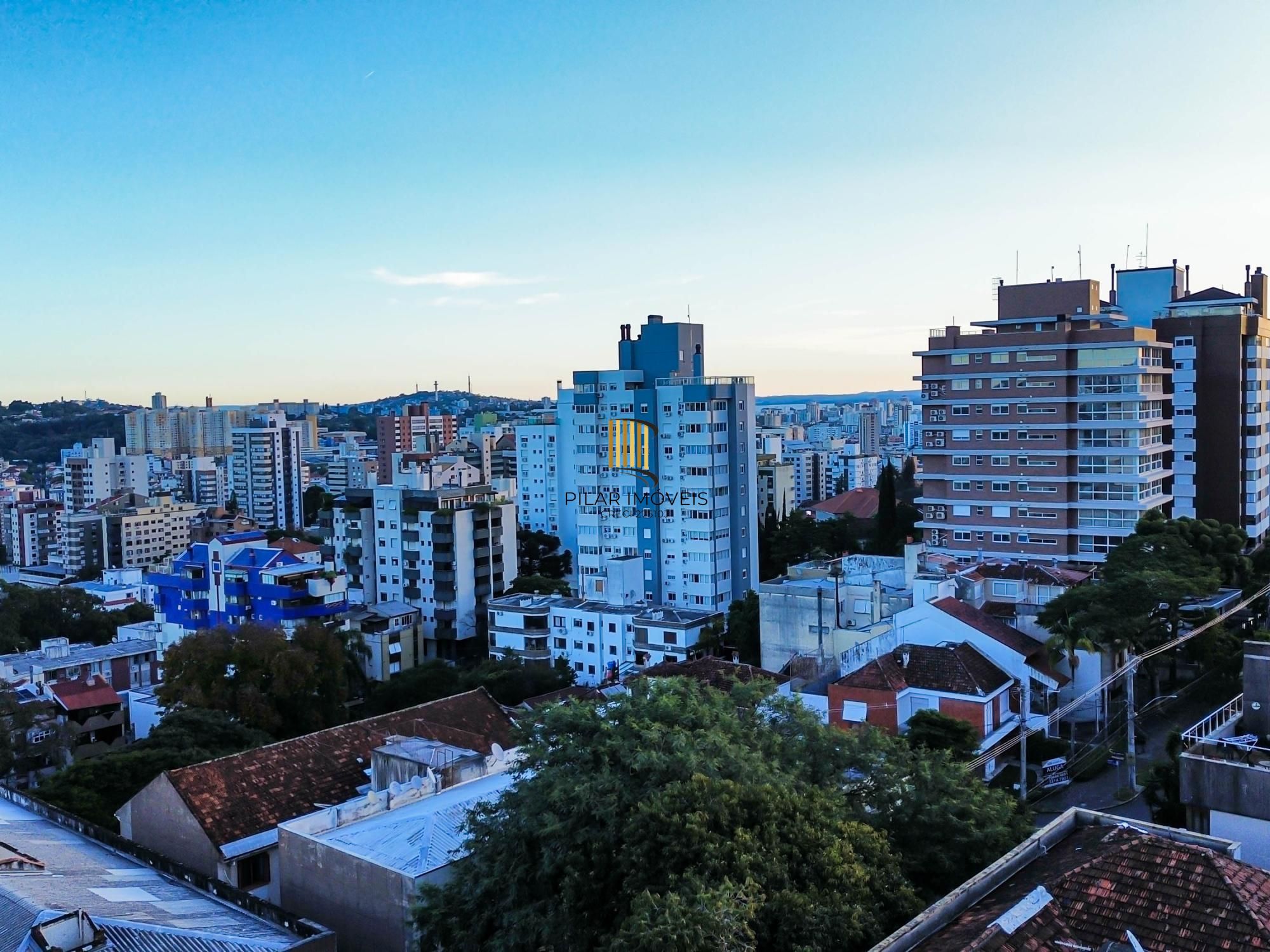Apartamento Impecável no Petrópolis - 2 D (1 Suíte)