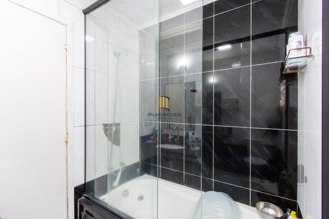 Casa 2 Dormitório(s) Bairro Ponta Grossa