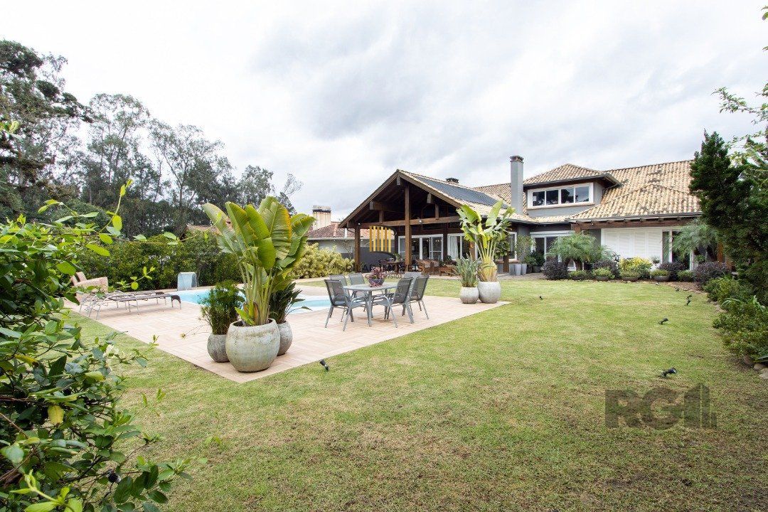 Casa Terra Ville, com 3 suites