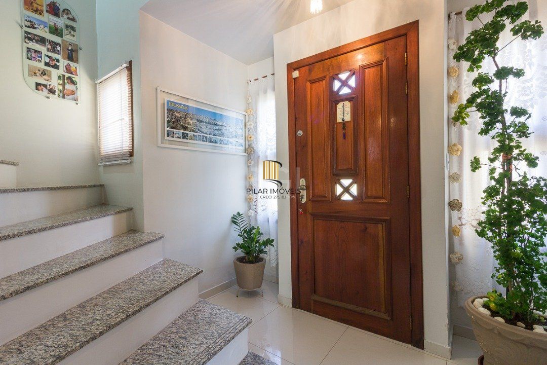 Casa Condominio para Venda - 191m², 3 dormitórios, sendo 1 suites, 2 vagas - Tristeza