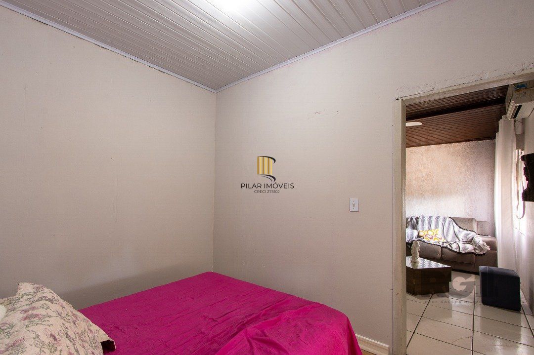 Casa 2 dormitórios no bairro Cristal
