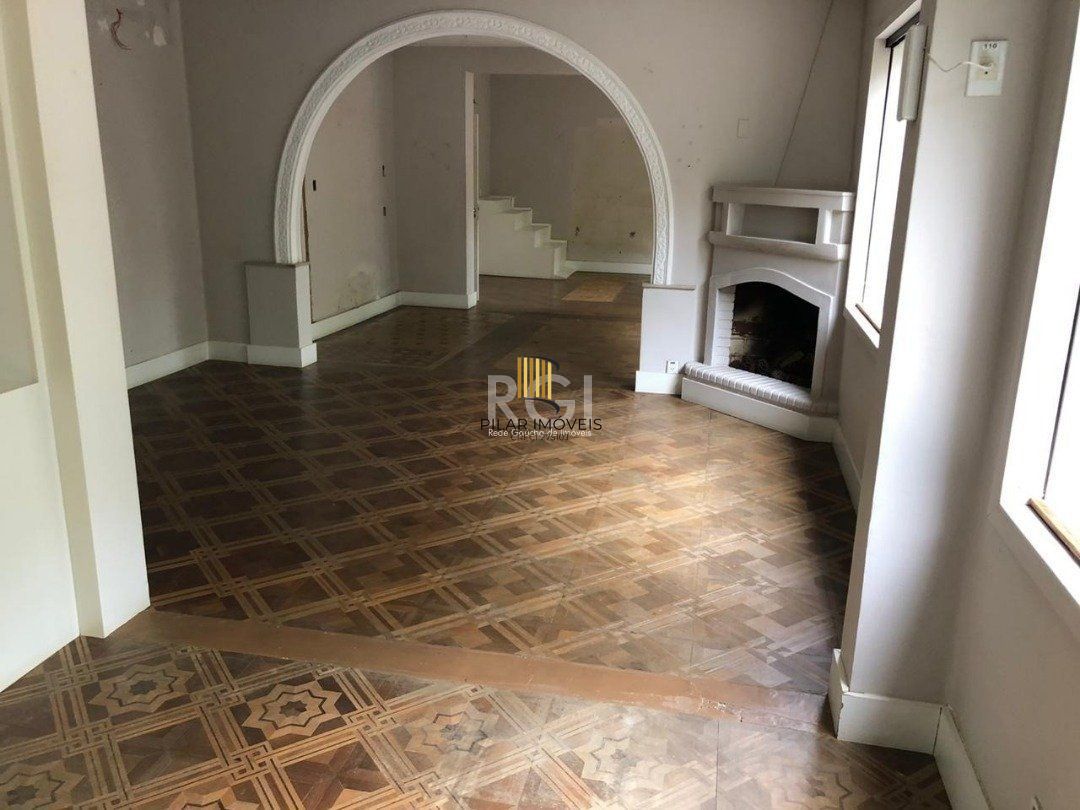 Casa Comercial para Venda - 0m², 0 dormitórios, Petrópolis