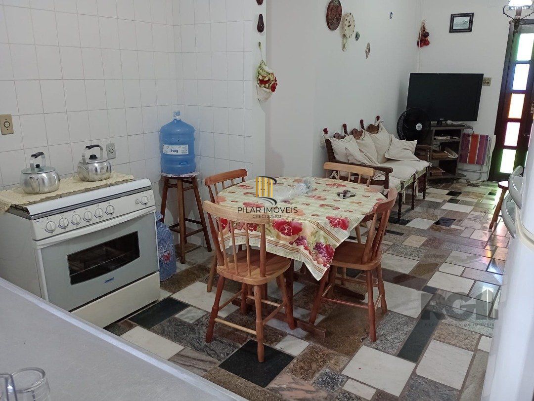 Casa 3 dormitórios no bairro Atlântida Sul