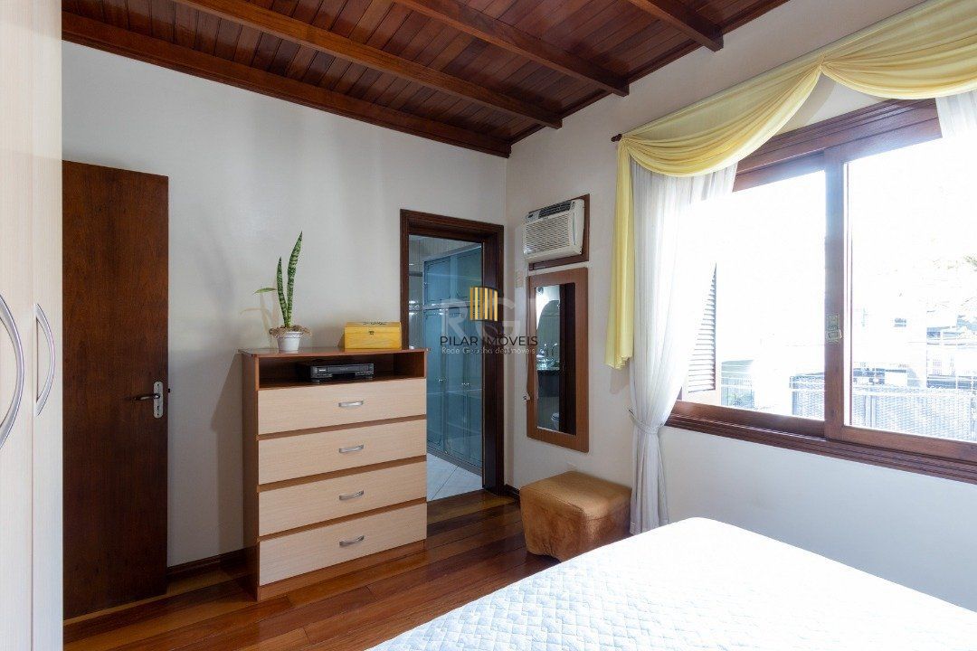 Predio para Venda - 215.37m², 0 dormitórios, Menino Deus