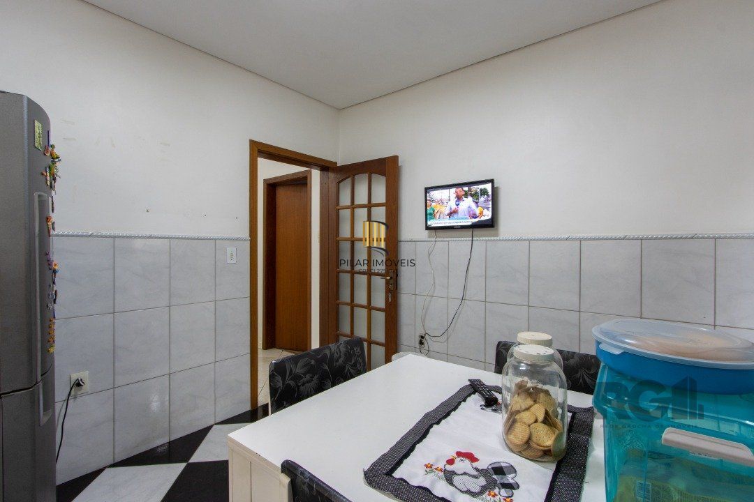 Casa para Venda - 126.89m², 3 dormitórios, 5 vagas - Azenha