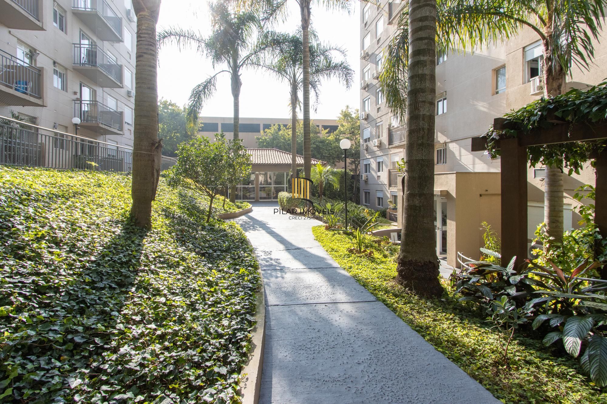 Excelente apartamento de 2 dormitórios na Tristeza- Zona Sul