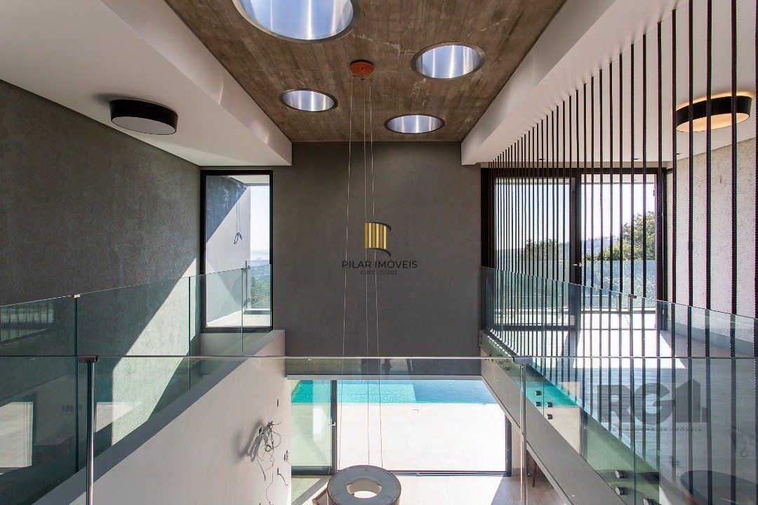 Casa Condominio 4 Dormitório(s) Bairro Teresópolis