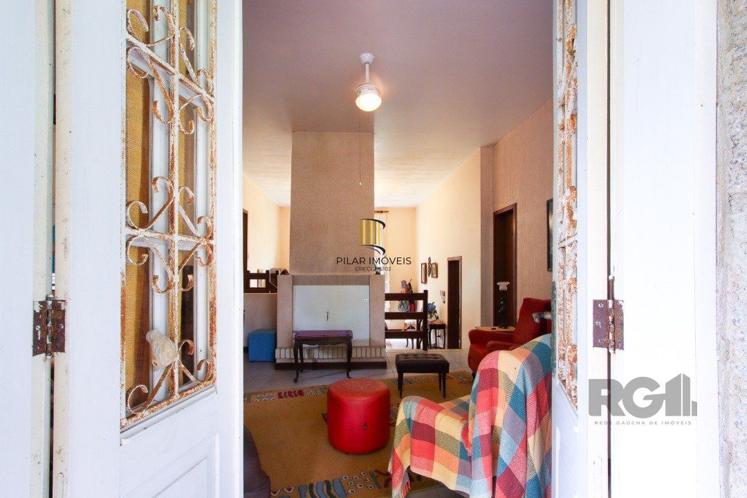 Casa com 3 quartos, suite em terreno com 7.320m² - Belem Velho