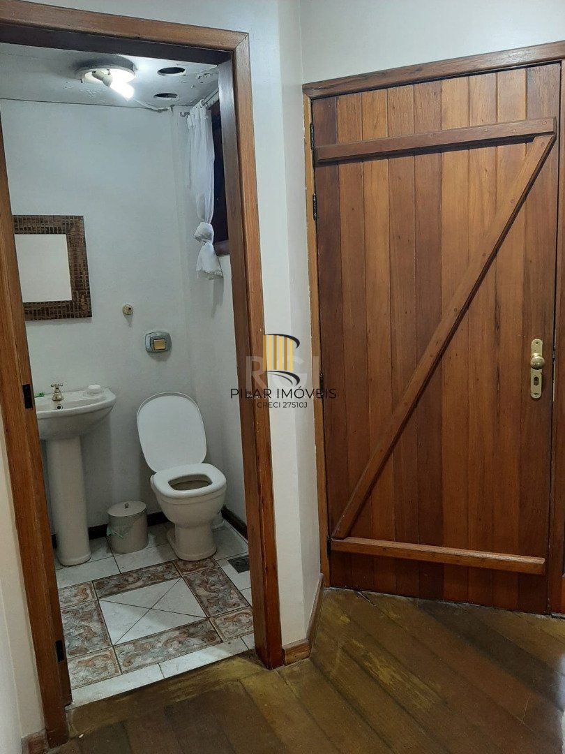 Casa Condominio para Venda - 254.38m², 4 dormitórios, sendo 2 suites, 2 vagas - Vila Assunção