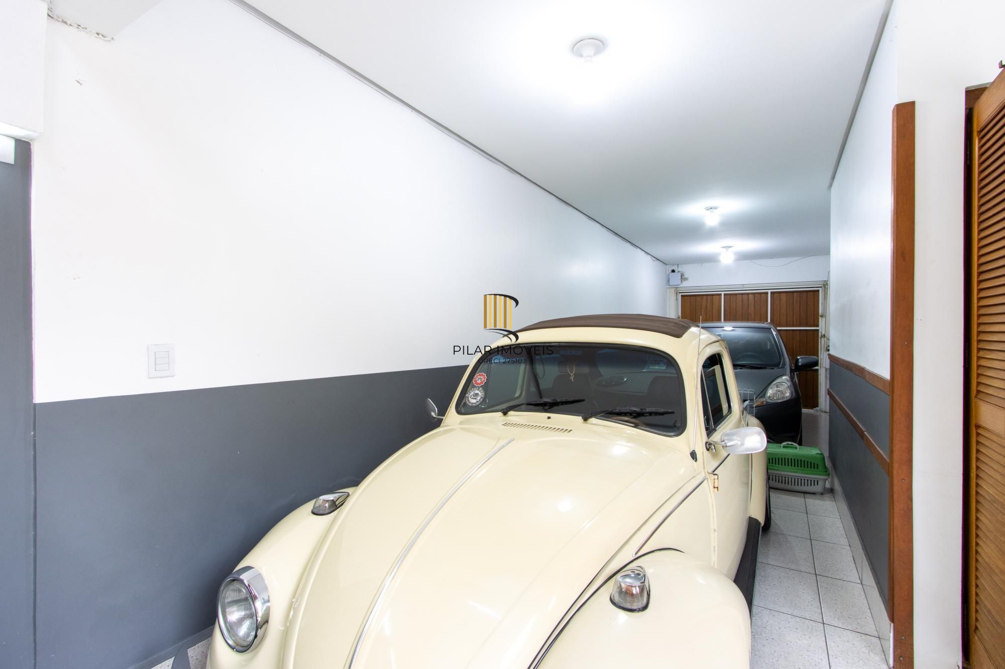 Casa 3 dormitórios no bairro Ipanema