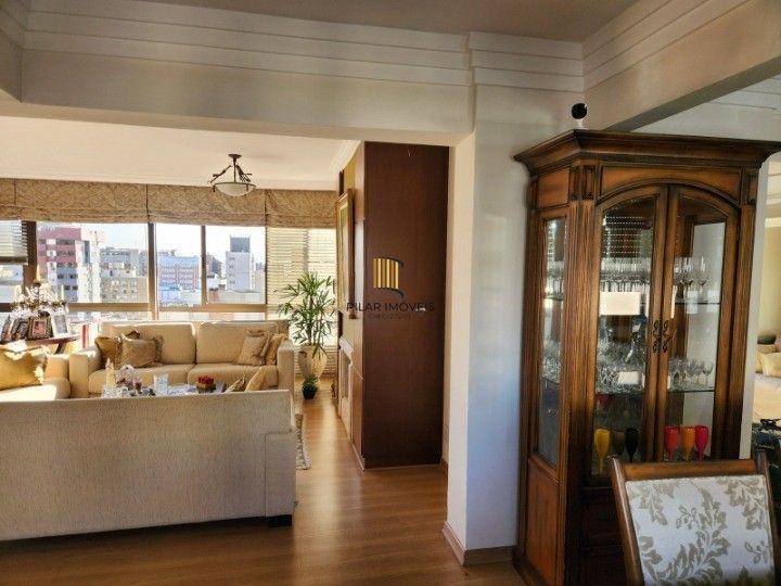 Apartamento de 196,96m², 3 dormitórios, 2 suítes, lareira,  3 vagas cobertas, no Costa Amalfitana.