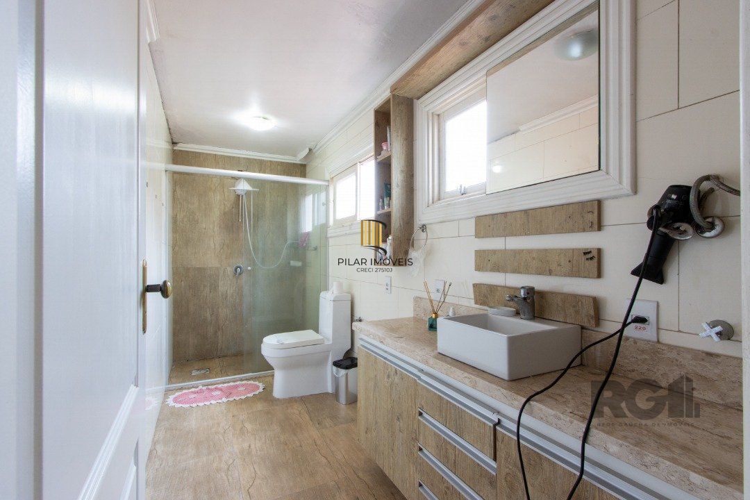 Casa para Venda - 238.68m², 4 dormitórios, sendo 1 suites, 4 vagas - Ipanema