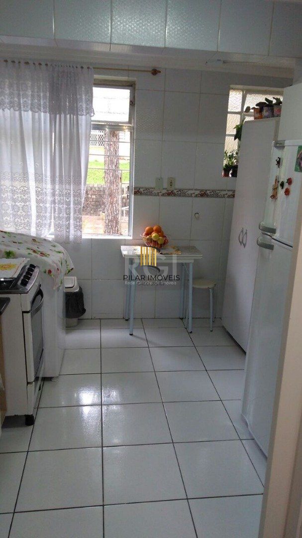 Apartamento para Venda - 77m², 3 dormitórios, 1 vaga - Teresópolis