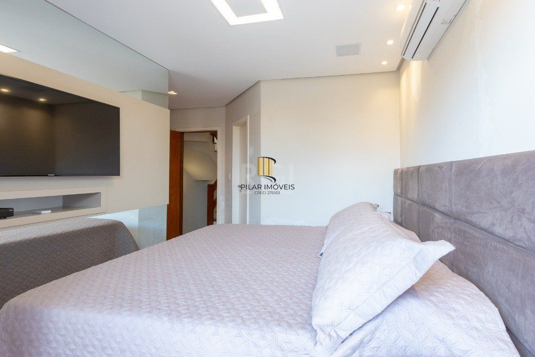 Casa Condominio para Venda - 210.69m², 3 dormitórios, sendo 2 suites, 4 vagas - Jardim Isabel