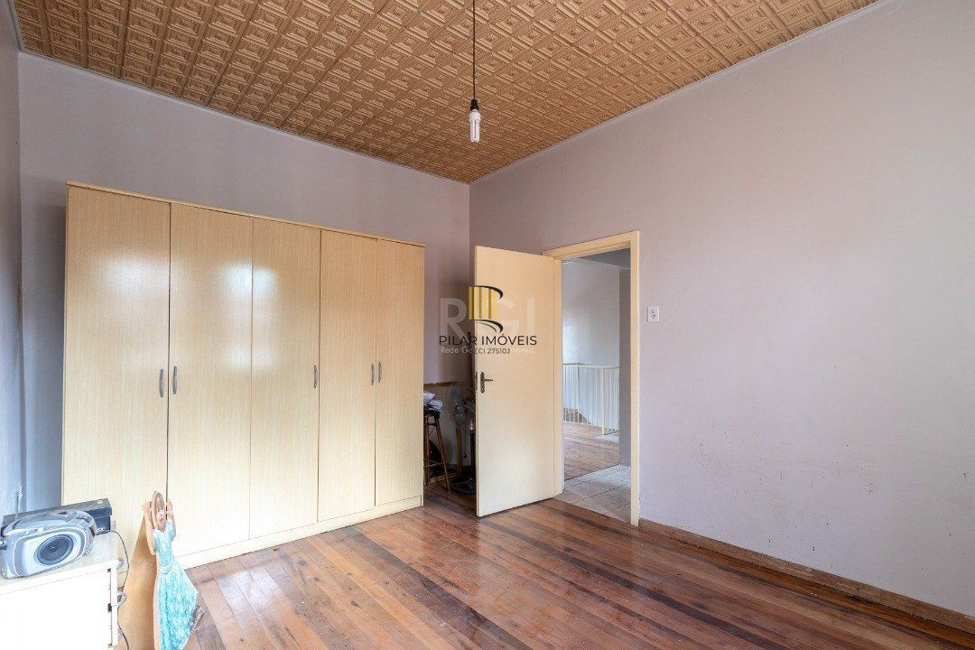 Casa para Venda - 118m², 2 dormitórios, 2 vagas - Medianeira
