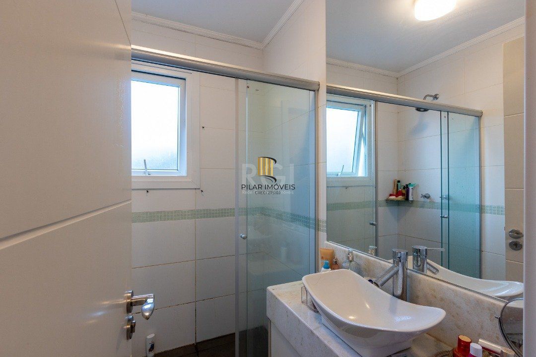 Casa Condominio para Venda - 188.6m², 3 dormitórios, sendo 1 suites, 2 vagas - Tristeza