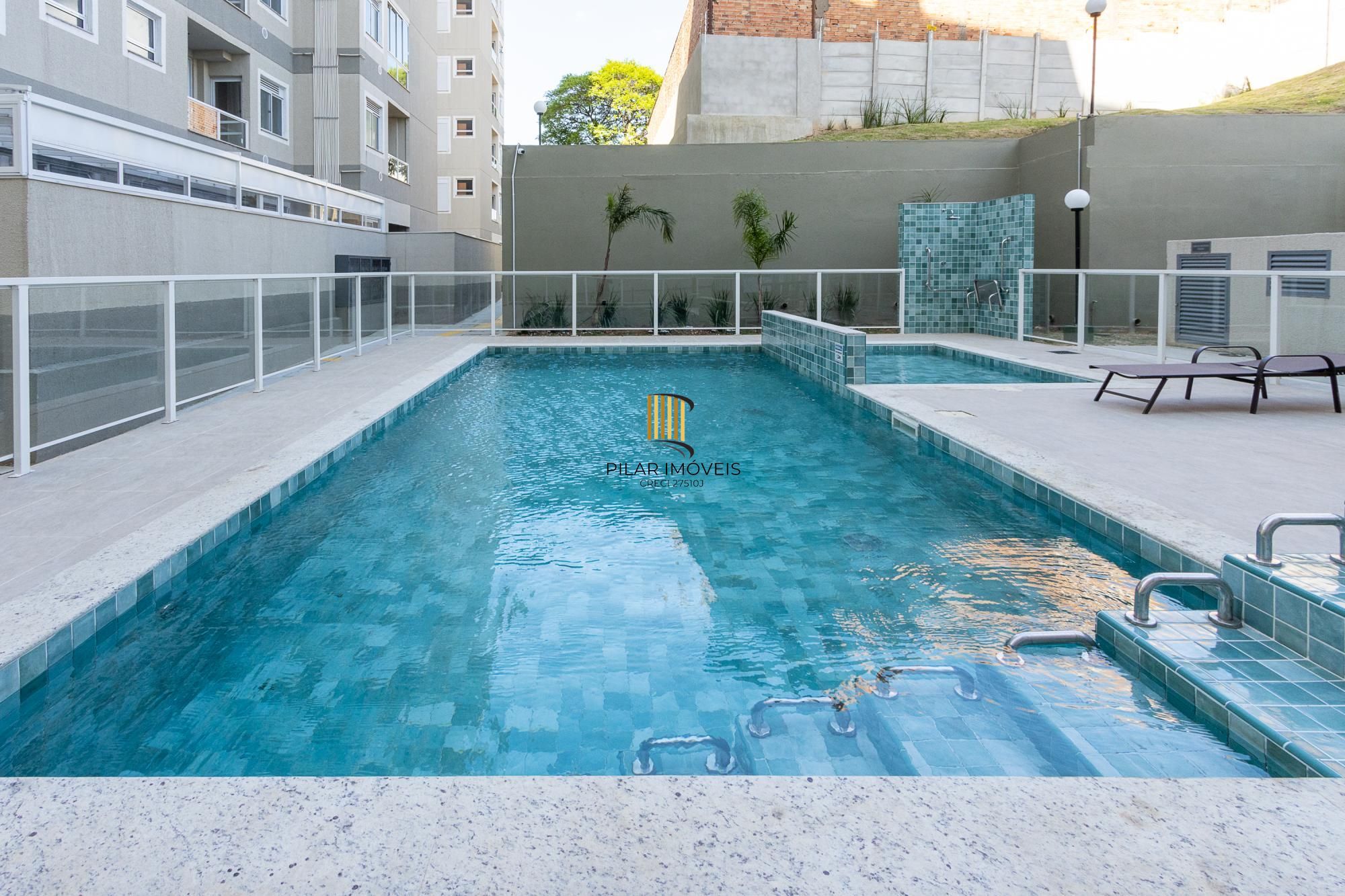 Apartamento no 5 andar de frente com 2 dormitórios