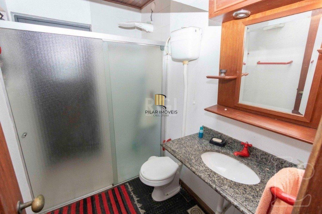 Casa para Venda - 349m², 4 dormitórios, sendo 1 suites, 3 vagas - Tristeza