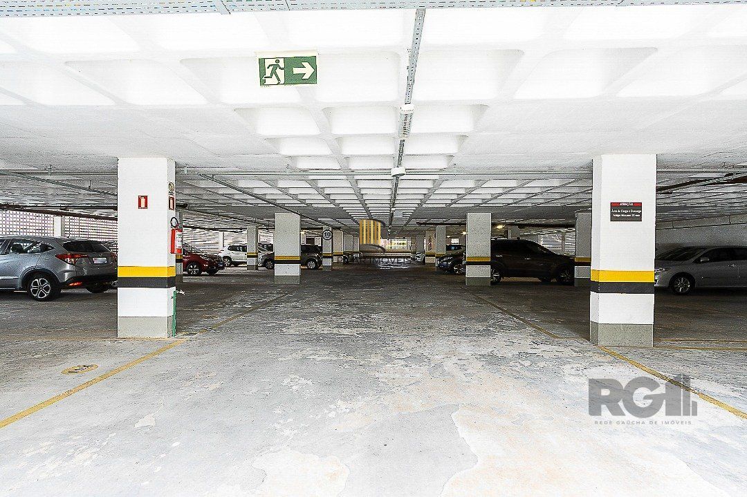 Apartamento para Venda - 126m², 3 dormitórios, sendo 3 suites, 2 vagas - Ipanema