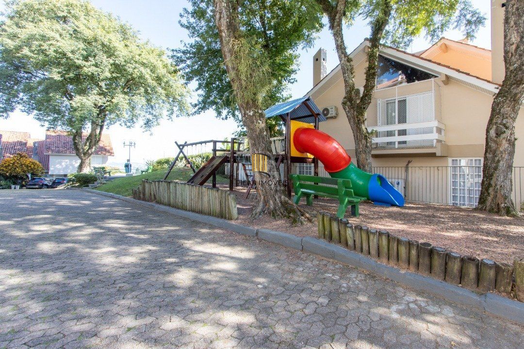 Casa de Condomínio 3 dormitórios no bairro Vila Conceição