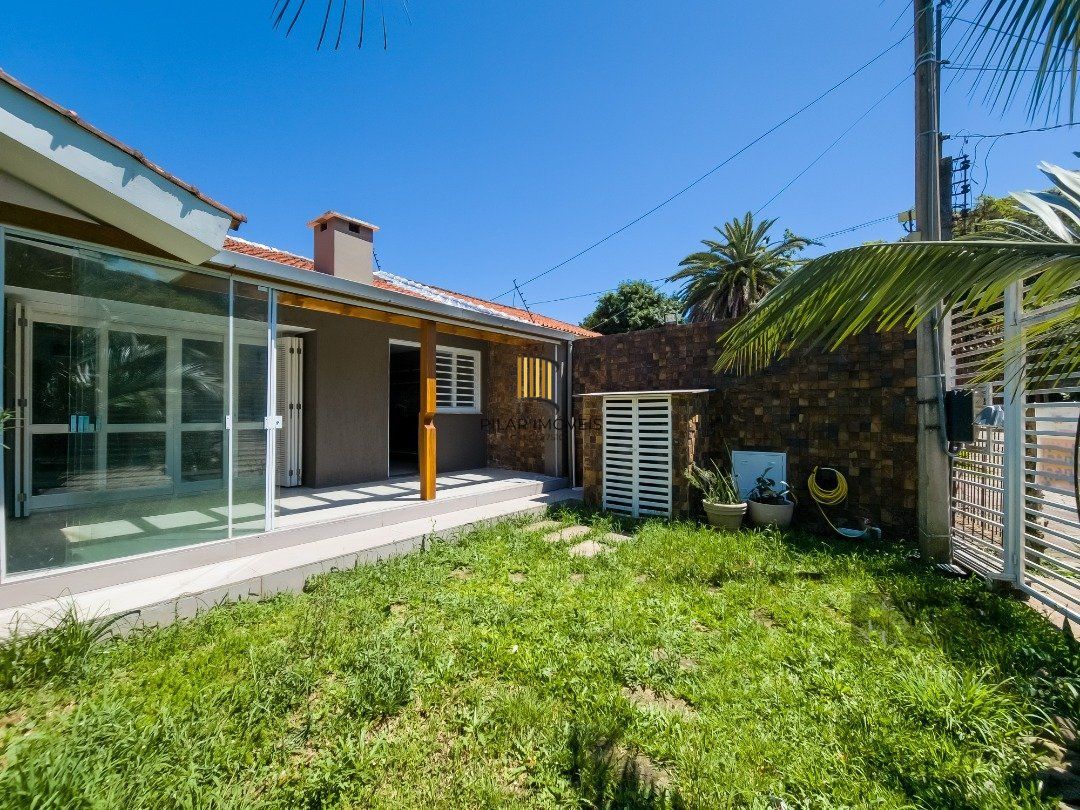 Casa 3 dormitórios no bairro Jardim Isabel
