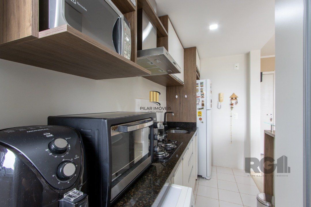 Apartamento 2 quartos, 1 vaga escritura, elevador - Bairro Cristal